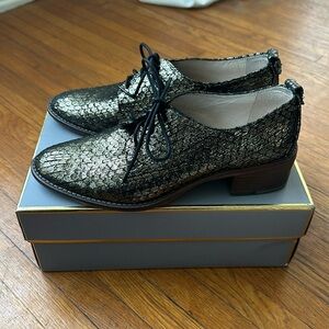 Louie et Cie Lo-Fenne Brogue Shoes